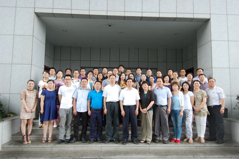 新党员合影.JPG