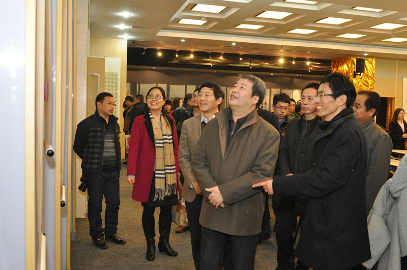 麻主委苏州基层活动20152_副本.jpg