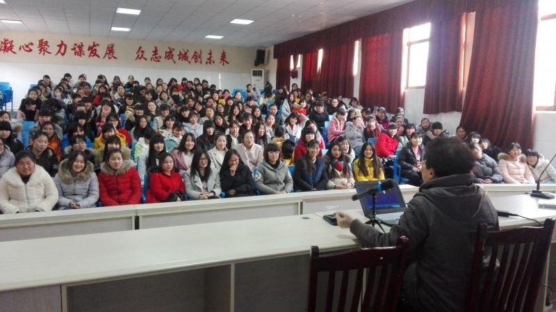 讲座现场照片.jpg