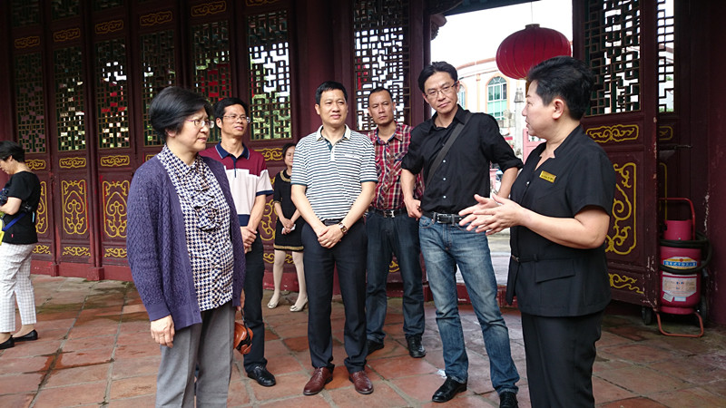 考察参观汕尾市致公党党史教育基地_副本.jpg