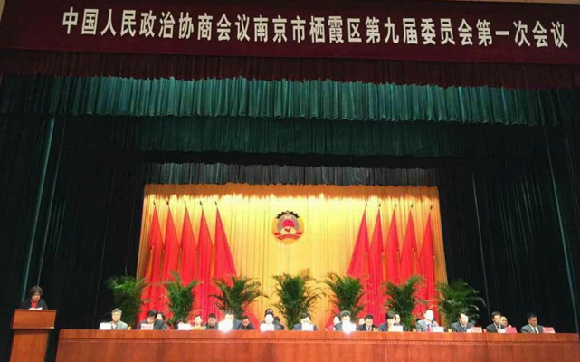 严进_副本.jpg