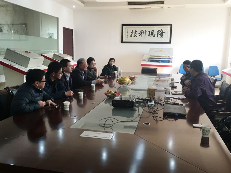 20170304致公党新吴区第五支部召开组织生活会3.docx.jpg
