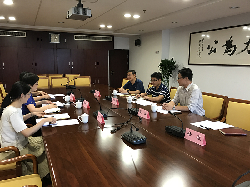 人民陪审员选任提案办理座谈会（小）.jpg