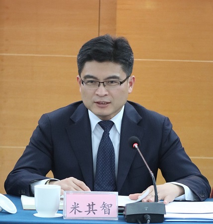 米其智讲话.jpg