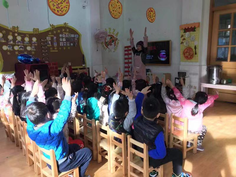 致公党员高敏应邀走进金雁幼儿园开展家长助教活动2.jpg