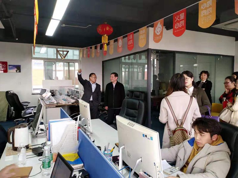 微信图片_20190318132517_副本.jpg