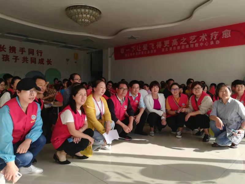 2019-09-26（王军强）致公党连云港市海州总支党员携爱心志愿者共同走进特教中心2.jpg