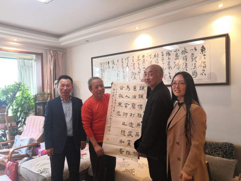 2019-10-08（丁于俭）一个人 一首诗 一段情.jpg