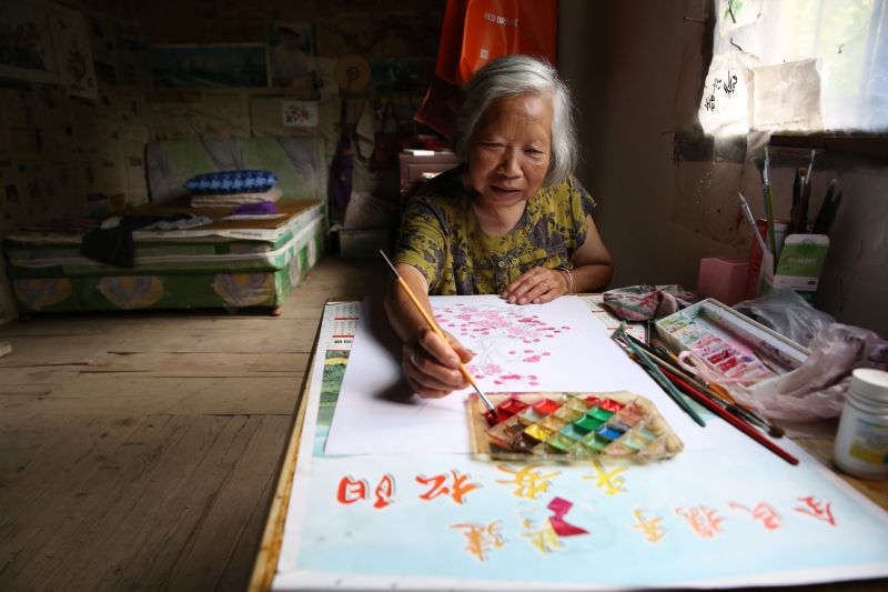 4山村婆婆（江苏南通陆光彩）.JPG