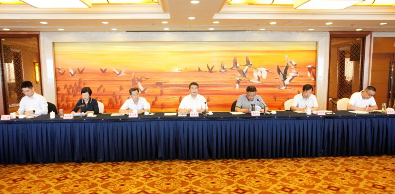 座谈会现场1.jpg